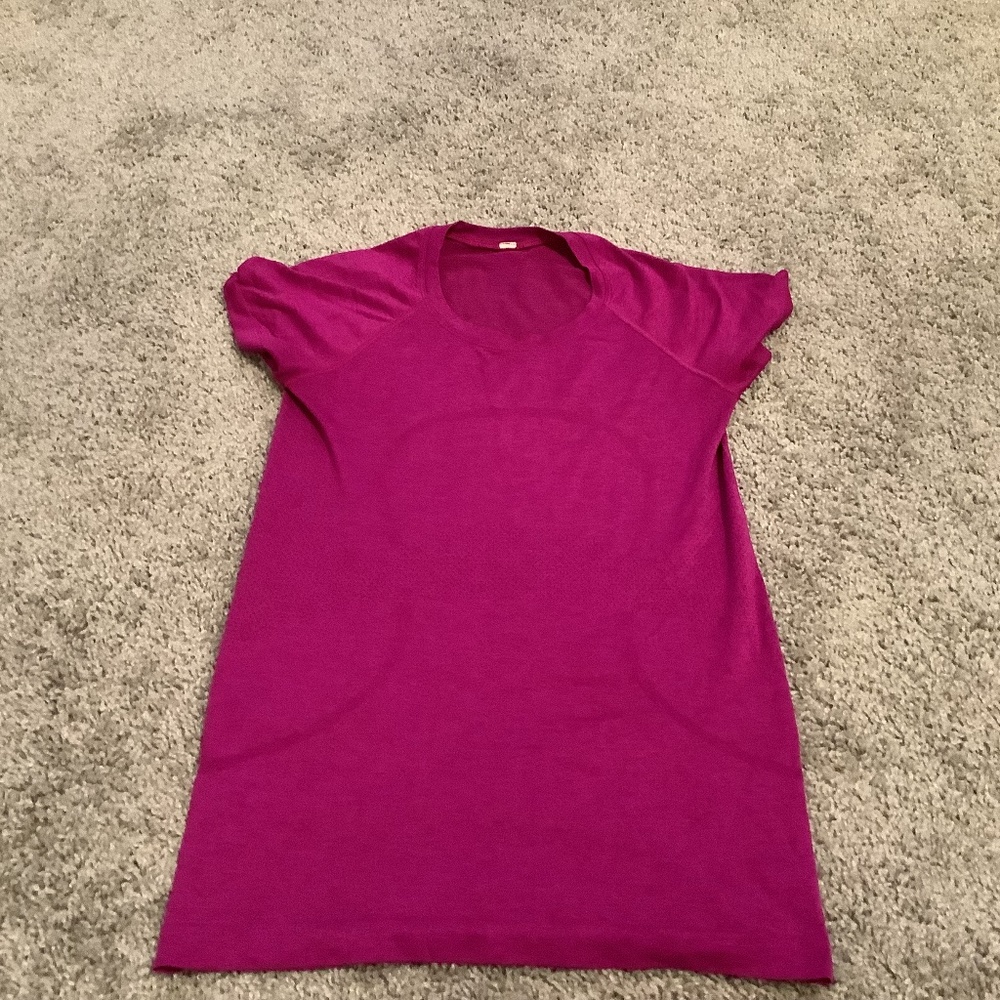 Lululemon Ripened Raspberry Swiftly Tech Women’s 6 - image 1